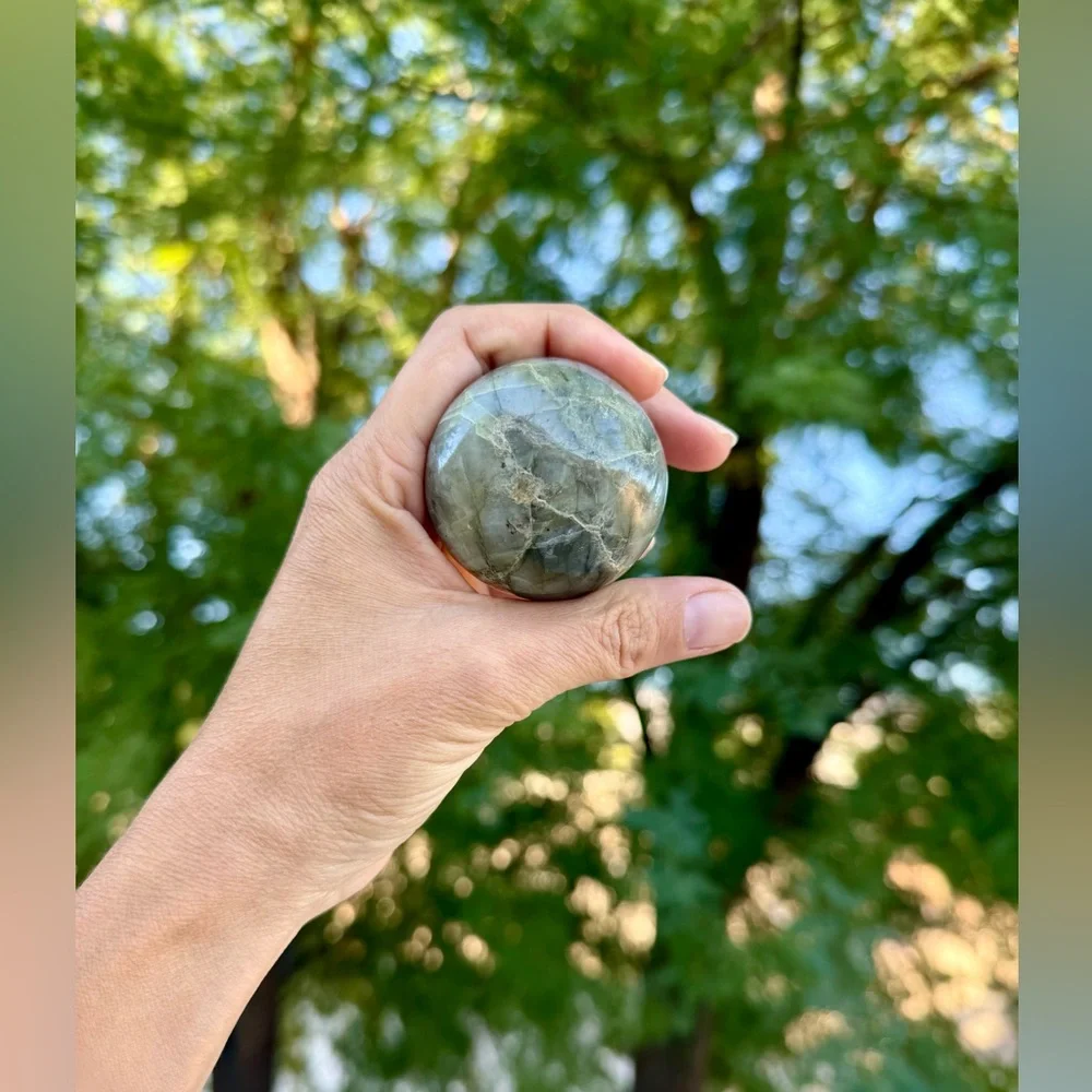 Green Moonstone Sphere - Picture 2 of 8